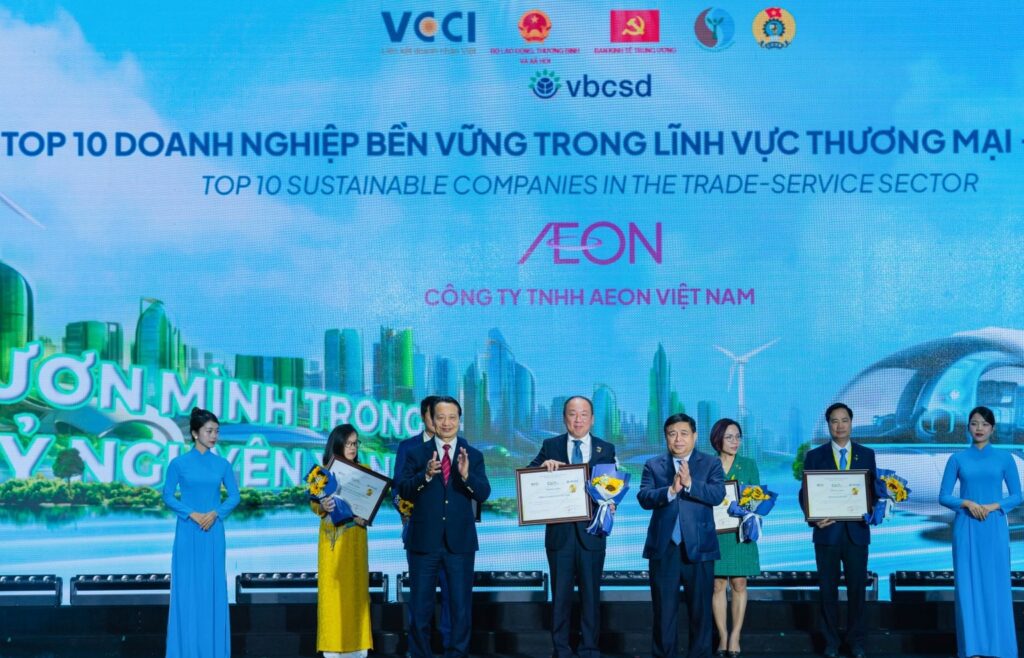 AEON lọt top 3 doanh nghiệp bền vững ngành thương mại, dịch vụ