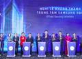 Thủ tướng đề nghị Samsung coi Việt Nam là cứ điểm quan trọng nhất, chiến lược toàn cầu, toàn diện