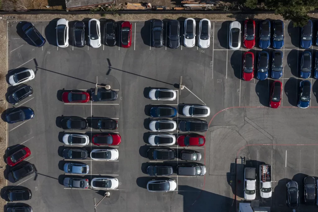 Elon Musk muốn biến đội xe của Tesla thành AWS cho AI – liệu điều đó có hiệu quả không?